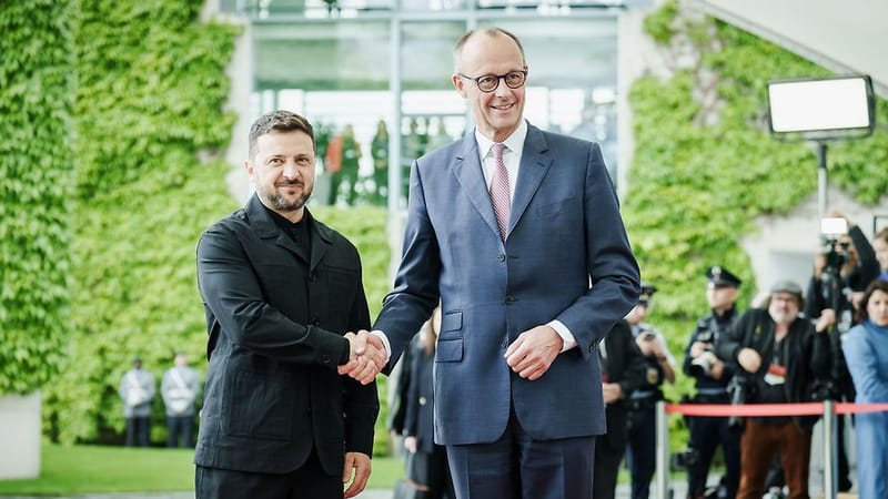 Merz and Zelenskyy discussed further cooperation in Ukraine. Photo: Federal Government/Jesco Denzel